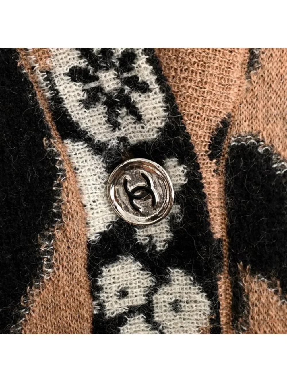 Chanel Top Cardigan Beige